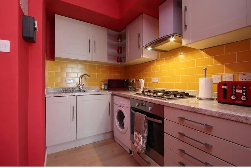 Ground Floor Edinburgh Central Aparthotel location