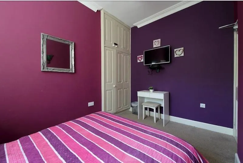 Ground Floor Edinburgh Central Aparthotel
